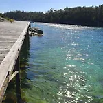 Marthas Rorbu Vakantiehuis Bakkasund