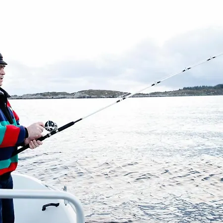 Marthas Rorbu Bakkasund