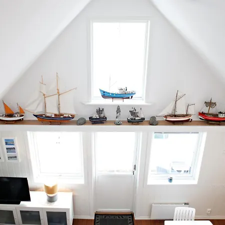 Marthas Rorbu Bakkasund