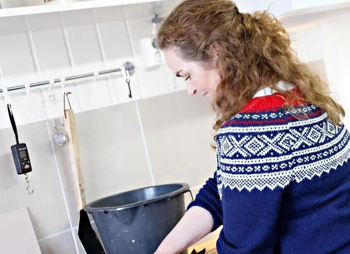 Marthas Rorbu Bakkasund