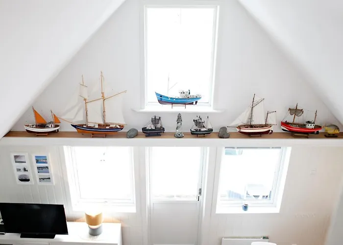 Marthas Rorbu Bakkasund