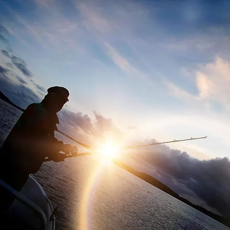 Marthas Rorbu Bakkasund