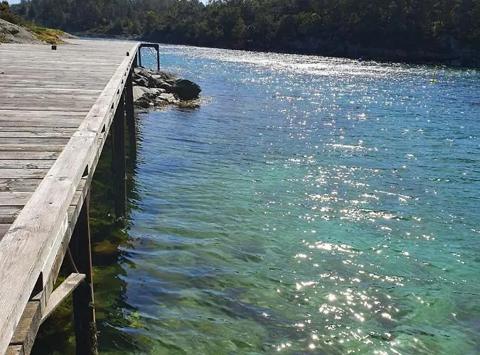 Marthas Rorbu Hébergement de vacances Bakkasund